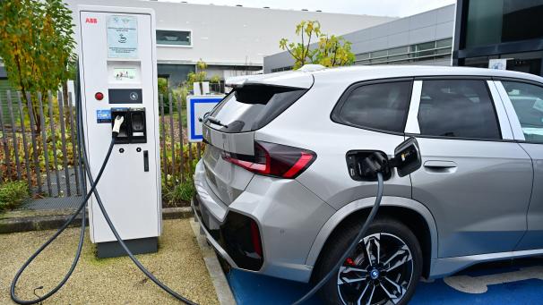 <p>In der Fragestunde des Gemeinderates Burg-Reuland kam das Thema Elektromobilität bzw die Einrichtung von Ladestationen zur Sprache.</p>