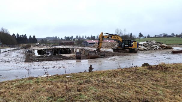 <p>In den letzten Tagen wurden die Abrissarbeiten in der Schwarzenbach vorangetrieben. Im Anschluss startet unmittelbar der Neubau.</p>