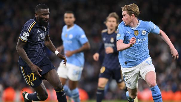 <p>In den vergangenen drei Jahren trafen Manchester City (Kevin De Bruyne am Ball) und Real Madrid immer aufeinander, der Sieger gewann später den Henkelpott.</p>