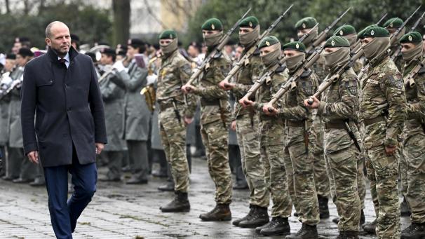 <p>Theo Francken bei seinem Besuch in Evere</p>