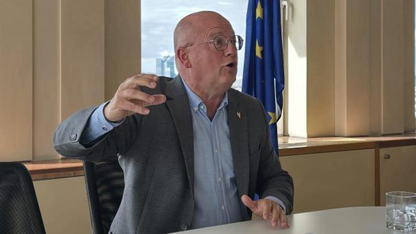 <p>Jean-Luc Crucke im GE-Interview: „Ich liege lieber in der Mitte des Betts.“</p>