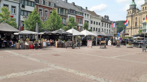 <p>Gute Nachricht für den Horeca-Sektor: Die Terrassensteuer wird in Malmedy abgeschafft.</p>