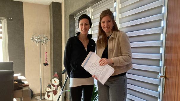 <p>Marina Schwall (l.) und Sarah Peiffer (r.) möchten mit der Gründung der VoG Menschen mit einer Sehbeeinträchtigung eine bessere Integration in den Alltag ermöglichen.</p>
