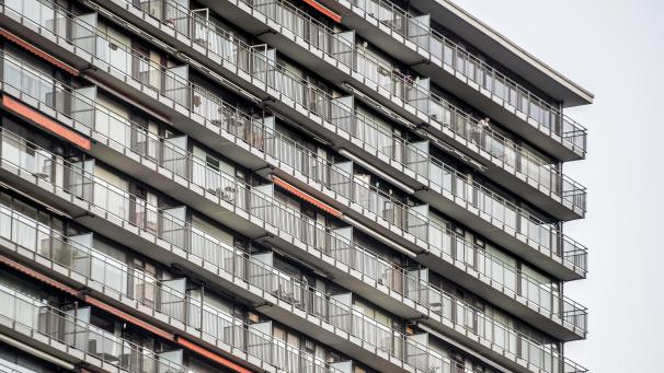 <p>In Brüssel kämpfen immer mehr Familien um bezahlbare Mietwohnungen – die Nachfrage beim Wohnfonds erreicht neue Höchststände.</p>