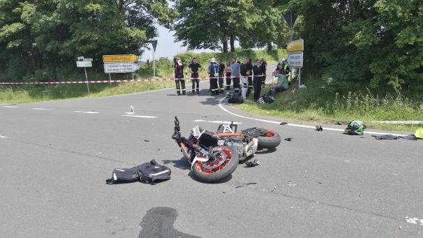 <p>Die Unfallstelle zwischen Kehr und Roth bei Prüm, an der Abzweigung nach Ormont</p>