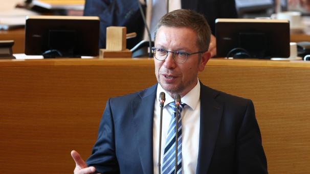 <p>Die Neugestaltung des Standorts Chênée-Vesdre soll Wohnraum, Wirtschaftsflächen und Hochwasserschutz vereinen.</p>