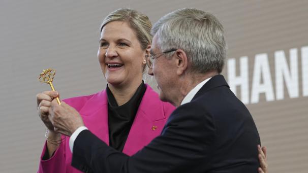 <p>Thomas Bach und die neue Präsidentin Kirsty Coventry</p>