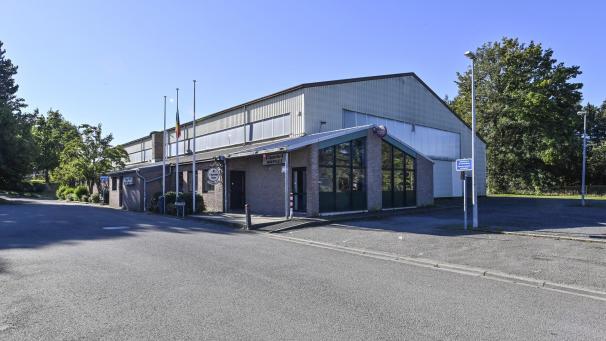 <p>Die alte Sport- und Schützenhalle soll abgerissen werden und könnte Platz für eine multifunktional nutzbare Fläche machen.</p>