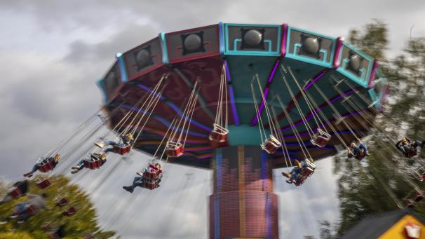 <p>Walibi Belgium feiert 50 Jahre Freizeitspaß – mit Nostalgie, Drohnenshow und Sonderaktionen.</p>