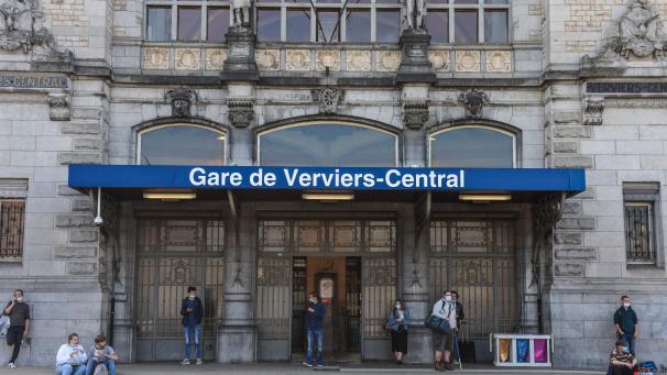 <p>Zwischen Lüttich und Verviers wird die Bahnstrecke umfassend erneuert – Reisende müssen auf Ersatzbusse umsteigen.</p>