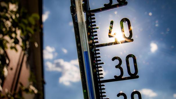 <p>Im Osten Belgiens warnt das KMI vor extremer Hitze – bis zu 38 Grad und heftige Gewitter sind möglich.</p>