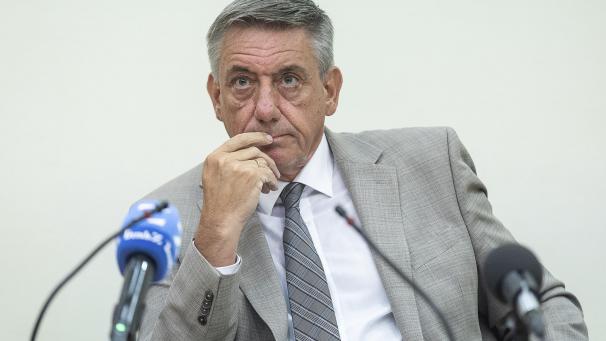 <p>Vizepremierminister und Minister für Finanzen Jan Jambon (N-VA) während des Briefings zur Vereinbarung über die Einführung einer Kapitalertragssteuer.</p>