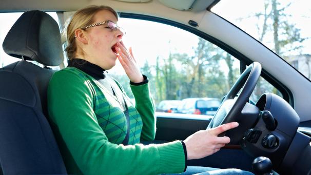 <p>Viele Belgier verzichten im Urlaub auf nötige Pausen– mit gefährlichen Folgen für Konzentration und Sicherheit.</p>