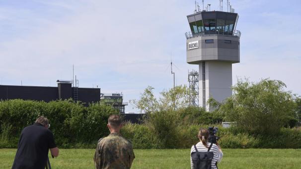<p>Der Tower des Fliegerhorsts in Büchel.</p>