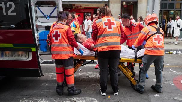 <p>Mehrere Personen wurden beim Stiertreiben durch die Straßen des Ortes im Rahmen des «Sanfermines»-Festes verletzt und in ein Krankenhaus eingeliefert.</p>