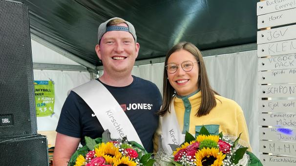 <p>Marie Henkes und Olivier Kohnenmergen krönten sich zu den diesjährigen Kirschkernkönigen.</p>