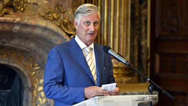 <p>Zehn der fünfzig ausgewählten Alltagsheldinnen und -helden werden im September im Palast von König Philippe empfangen – ob darunter auch ein oder mehr Ostbelgier sind, ist noch nicht bekannt.</p>
