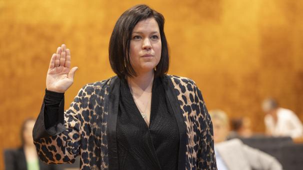 <p>Ein Jahr nach den Wahlen in der DG zieht die PFF-Fraktionsvorsitzende Evelyn Jadin Bilanz.</p>