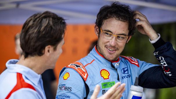<p>Guter Auftakt für Thierry Neuville mit der Bestzeit am Donnerstagabend.</p>