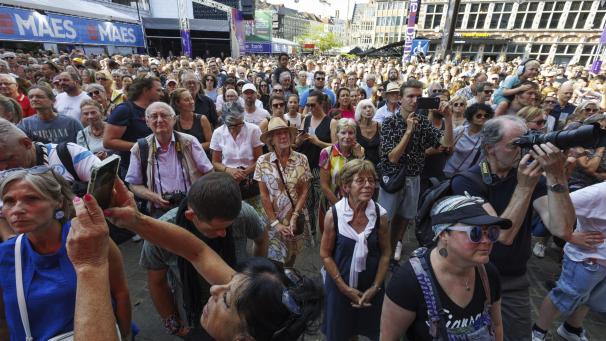 <p>Zahlreiche Besucher auf der offiziellen Eröffnung des Stadtfestes „Gentse Feesten“ in Gent.</p>
