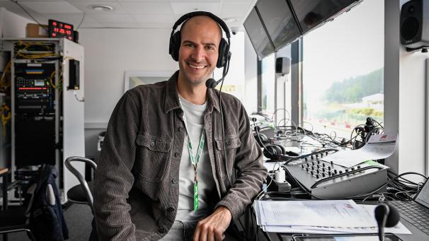 <p>Lukas Gajewski ist in diesem Jahr als deutscher Streckensprecher beim Großen Preis von Belgien im Einsatz.</p>