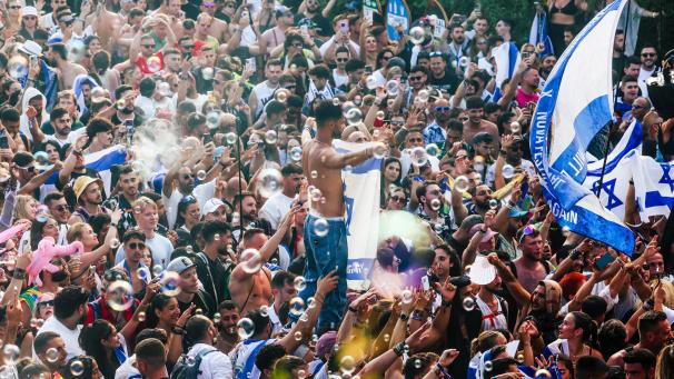 <p>DJ Skazi war bereits im letzten Jahr beim TML aufgetreten. Damals wurden viele israelische Flaggen gezeigt.</p>