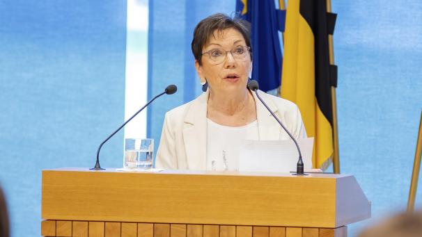 <p>Nach ihrer Auslosung zum Bürgerdialog im Jahr 2020 entdeckte Mechtilde Neuens ihr politisches Engagement – heute sitzt sie für die SP im Parlament und zieht nach ihrem ersten Jahr eine Bilanz.</p>