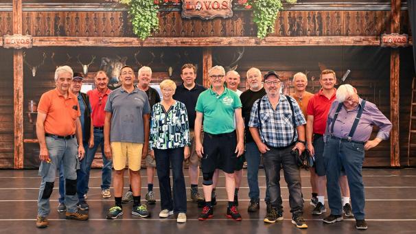 <p>Seit Anfang der Woche ist das Lovos-Team im Einsatz. Alle sind begeistert vom neuen Dekor.</p>