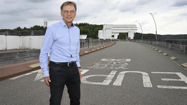 <p>Seit mehr als zwei Jahrzehnten für die Koordination beim Eupener Triathlon verantwortlich: der Eupener Peter Hermanns.</p>