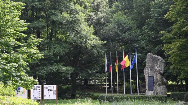 <p>Das Europadenkmal am Dreiländereck nahe Ouren ist seit 1977 ein Begegnungsort.</p>