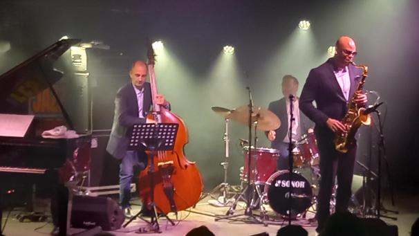 <p>Wayne Escoffery und das Elio Coppola Trio sorgten für das traditionelle Jazzfeeling in Gouvy.</p>