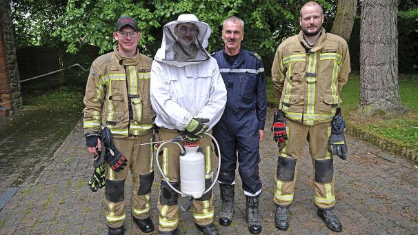 <p>Das Wespenteam der Feuerwache St.Vith konnte am vergangenen Donnerstag drei Nester erfolgreich bekämpfen.</p>
