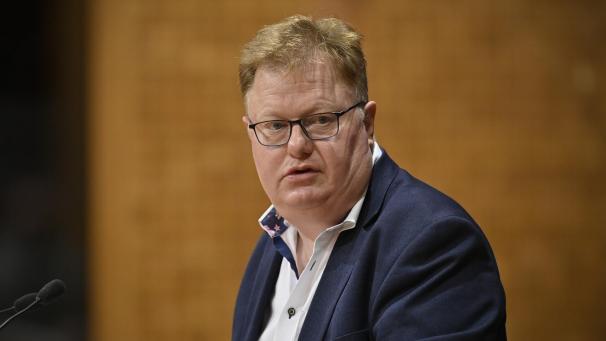 <p>Freddy Mockel kritisiert die aktuelle Steuer- und Sozialpolitik der Regionalregierung scharf und fordert mehr Ehrlichkeit in der politischen Kommunikation.</p>