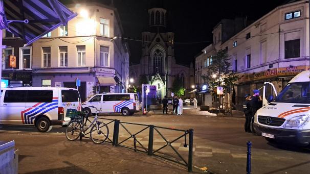 <p>Polizeieinsatz nach einer nächtlichen Schießerei im April dieses Jahres in Anderlecht</p>