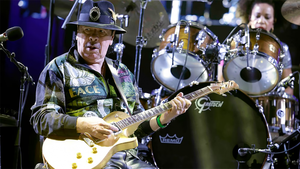 <p>Es ist vor allem seine musikalische Wandlungsfähigkeit, die Carlos Santana auszeichnet. Gerade wenn er den Staub von seinen frühen Hits bläst, die an Intensität nichts eingebüßt haben und seine späten Charterfolge passend einrahmen.</p>