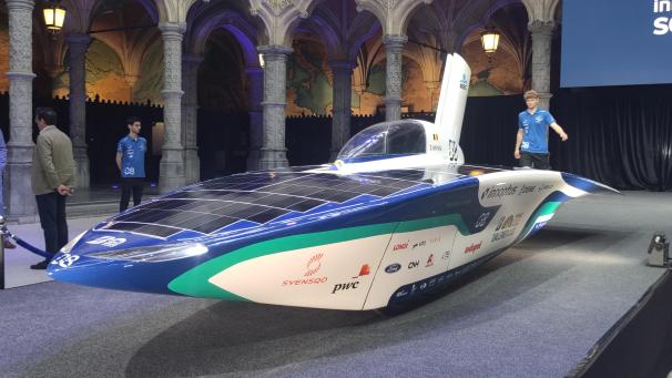 <p>Mit diesem Solarfahrzeug wollen die Löwener Studenten erneut den WM-Titel holen.</p>