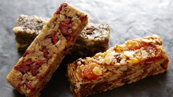 <p>Der niederländische Hersteller Holie darf laut Gericht weiterhin mit seinem „Sugar-Score“ für Müsliriegel werben – Lotus Bakeries scheiterte mit seiner Klage.</p>