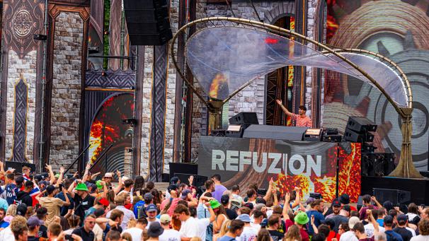 <p>Der norwegische DJ ist Stammgast bei den größten Festivals der Hardystle-Szene, wie hier beim „The Qontinent“-Festival 2023.</p>