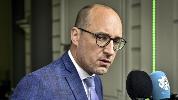 <p>Vize-Premier Vincent Van Peteghem trat nach der Sitzung des Kernkabinetts vor die Presse.</p>