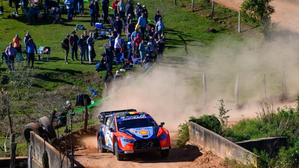 <p>Thierry Neuville-Martijn Wydaeghe (Hyundai) in den Freitagsprüfungen der Rallye Paraguay</p>
