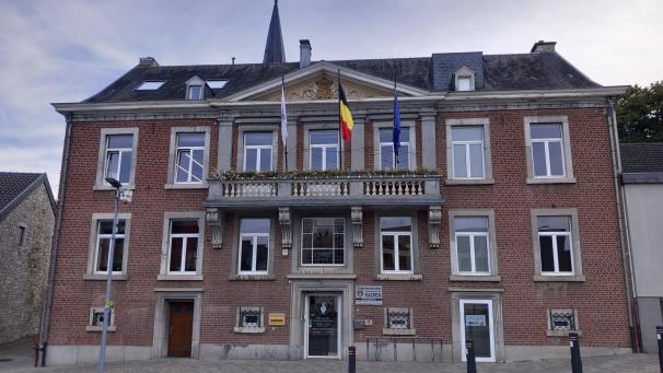 <p>Die Gemeinde Raeren ruft Veranstalter und Besucher dazu auf, ähnliche Vorfälle künftig umgehend zu melden oder zur Anzeige zu bringen.</p>