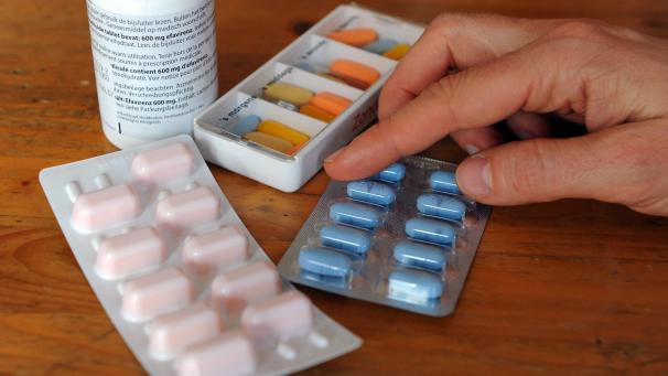 <p>Belgien scheitert mit Vorstoß: Millionen Kondome und HIV-Medikamente in Geel blockiert.</p>