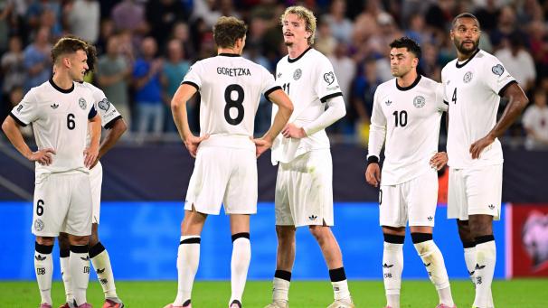 <p>Ratlosigkeit bei der DFB-Elf nach dem Katastrophenauftritt gegen die Slowakei</p>