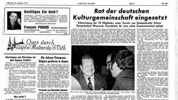 <p>Mit dem Weiterbildungsangebot kann man unter anderem in alten GrenzEcho-Ausgaben störbern, wie hier in der Ausgabe zur Einsetzung des RdK im Oktober 1973.</p>