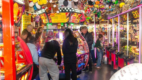 <p>Auf der Raerener Kirmes ist es zu rechtsextremistischem Verhalten gekommen.</p>