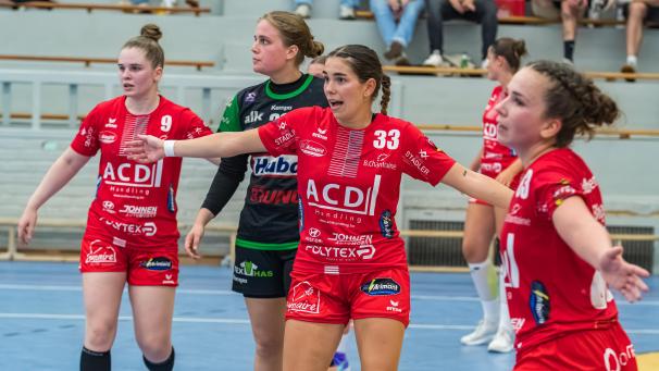 <p>Für die KTSV Eupen um Neu-Kapitänin Louise Rouselle (Mitte) gab es gegen Hubo knapp nichts zu holen.</p>