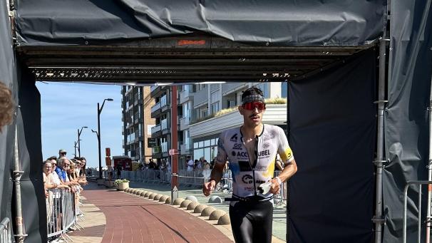 <p>Louis Heukemes ging über die Triathlon-Halbdistanz in Knokke an den Start.</p>