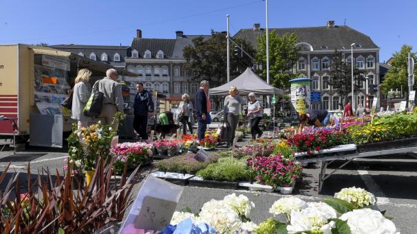 <p>„Wir können froh sein, wenn es gelingt, einen Markt in Eupen langfristig zu erhalten“, sagt Schöffin Joëlle Birnbaum-Köttgen (PFF) deutlich.</p>