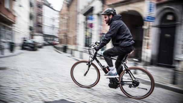 <p>Unfallgefahr steigt: Immer mehr Arbeitswege mit Rad, E-Bike und Scooter enden im Krankenhaus.</p>