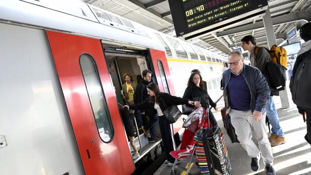 <p>Zum autofreien Sonntag am 21. September bietet die SNCB ein günstiges 8-Euro-Rückfahrtticket an.</p>